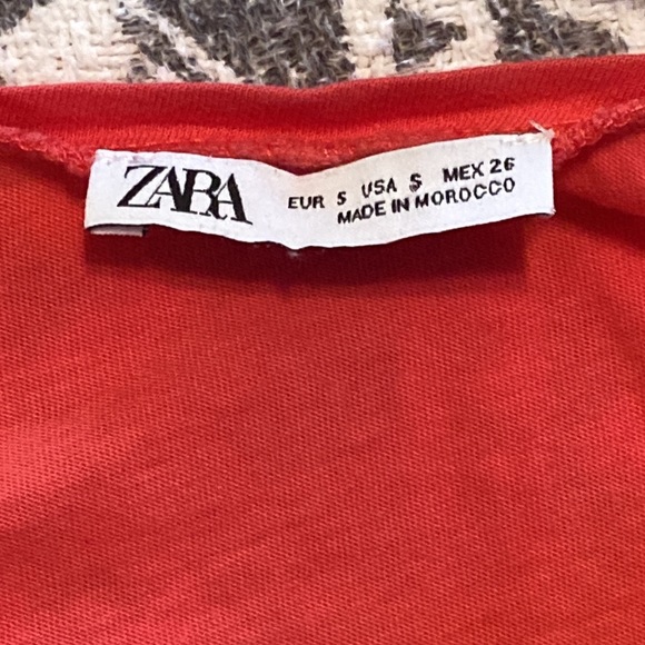 Zara ruffle sleeve crop top - Picture 3 of 5